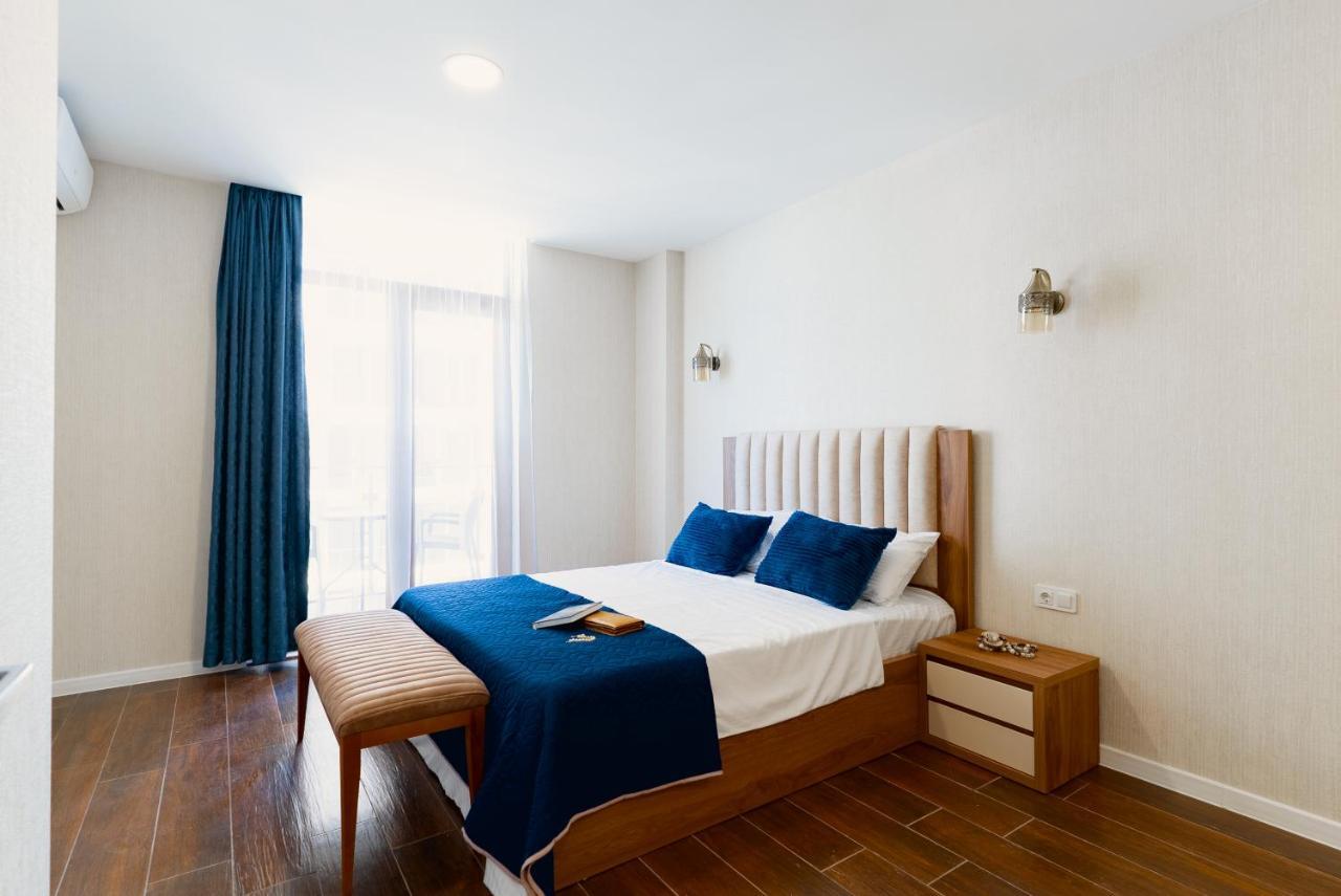 G-Point New Beach Batumi Eksteriør billede