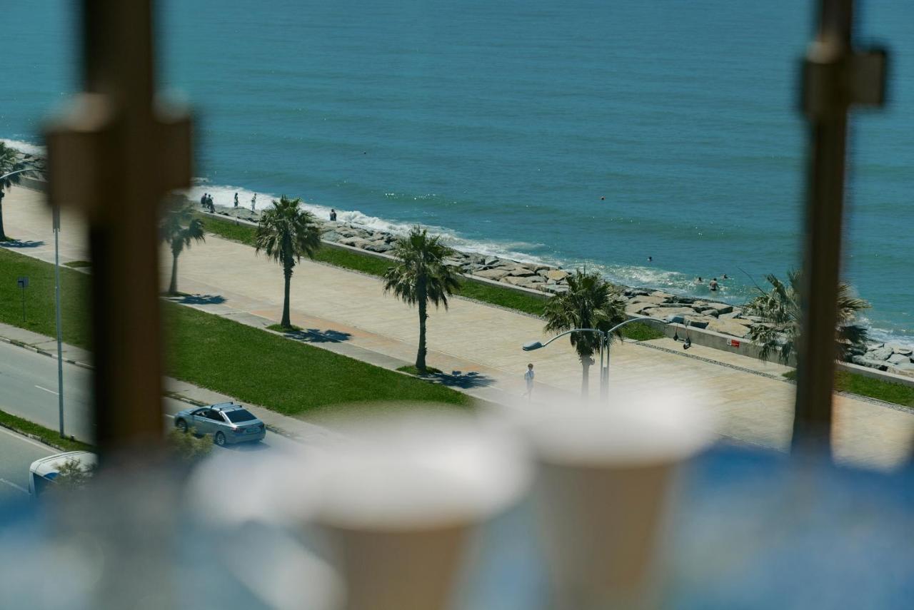 G-Point New Beach Batumi Eksteriør billede