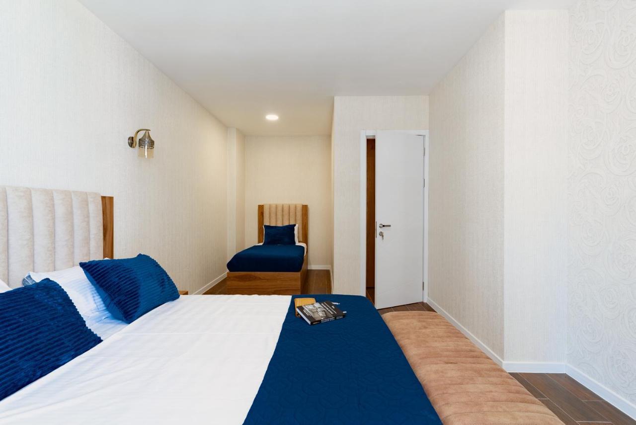 G-Point New Beach Batumi Eksteriør billede